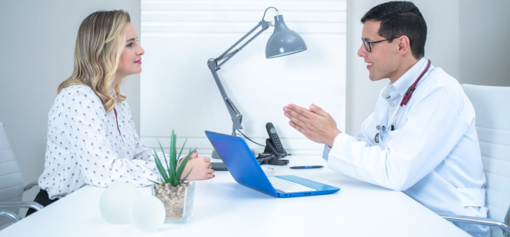 Odpowiedzialne dbanie o zdrowie – zabiegi, które warto rozważyć bez wstydu